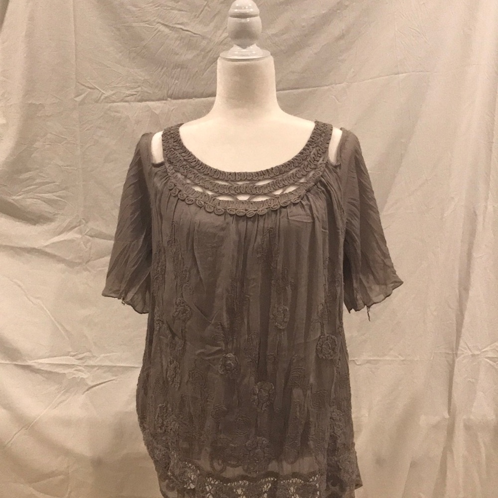 Embroidered top